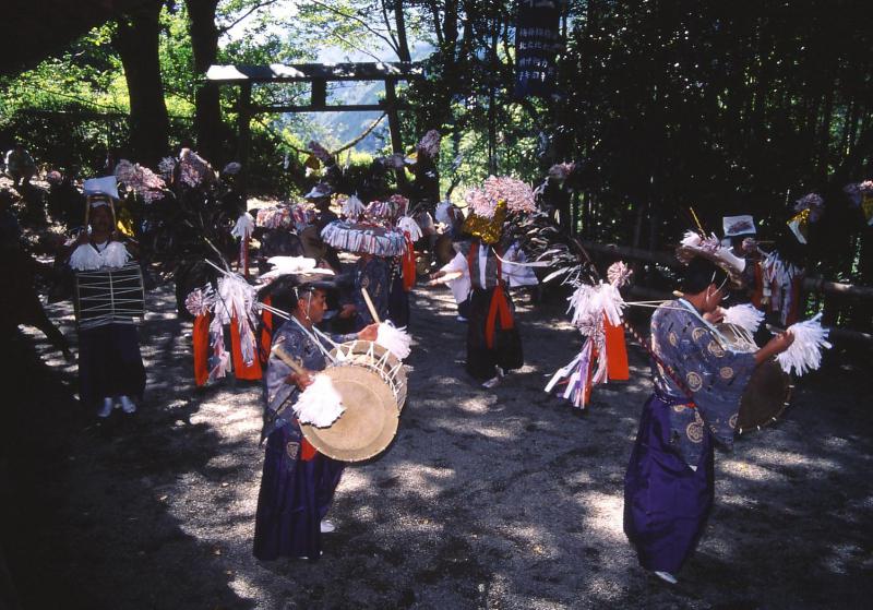 Okochi's Millstone Drum Dancing