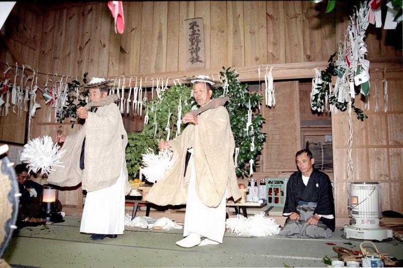 Kagura costumes